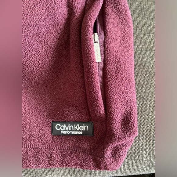 Calvin Klein Performance burgundy warm fleece full zip sweater w/ high collar - Picture 4 of 9